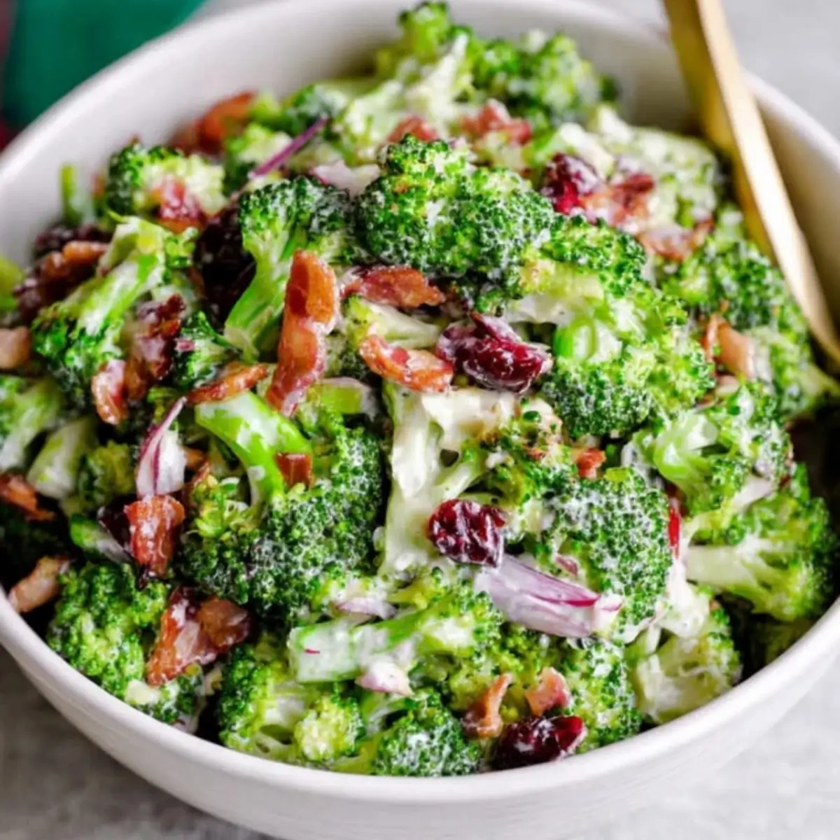 The Best Creamy Broccoli Salad: Custom Ingredients & Tips